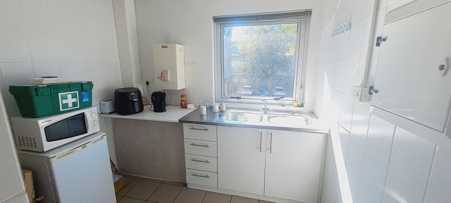 To Let commercial Property for Rent in Rosenpark Western Cape